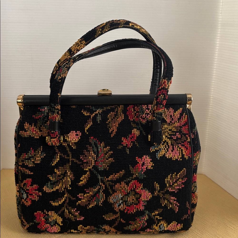 Vintage Black Needlepoint Carpetbag Pocketbook Purse - Picture 4 of 10
